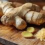 Old Ginger (अदरक)